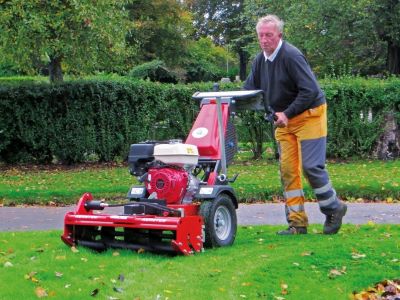 K2100 with Cylinder Mower